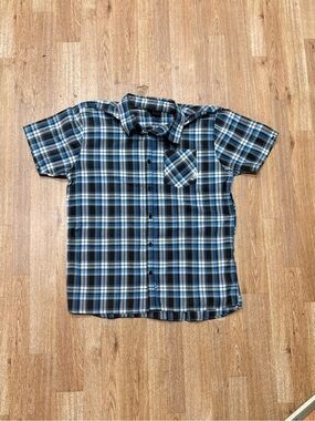 Rusty Black and Blue Plaid Short-Sleeve Button-Down Shirt